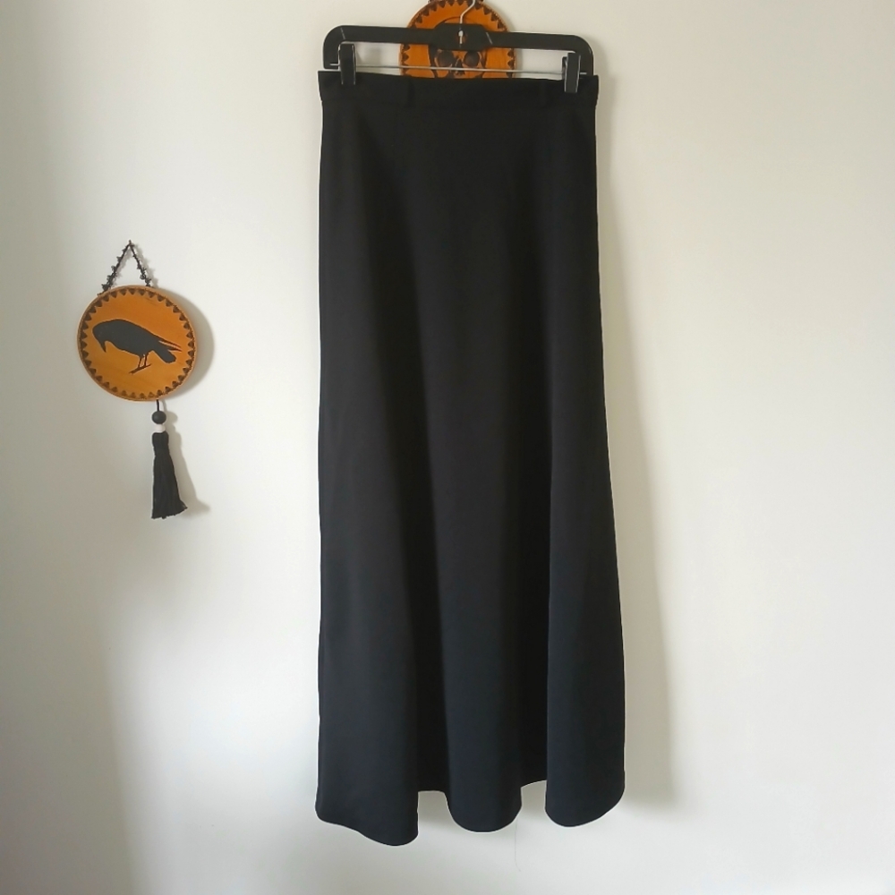 Hudsons Bay Company Baymart Elegant Long Black Maxi Skirt